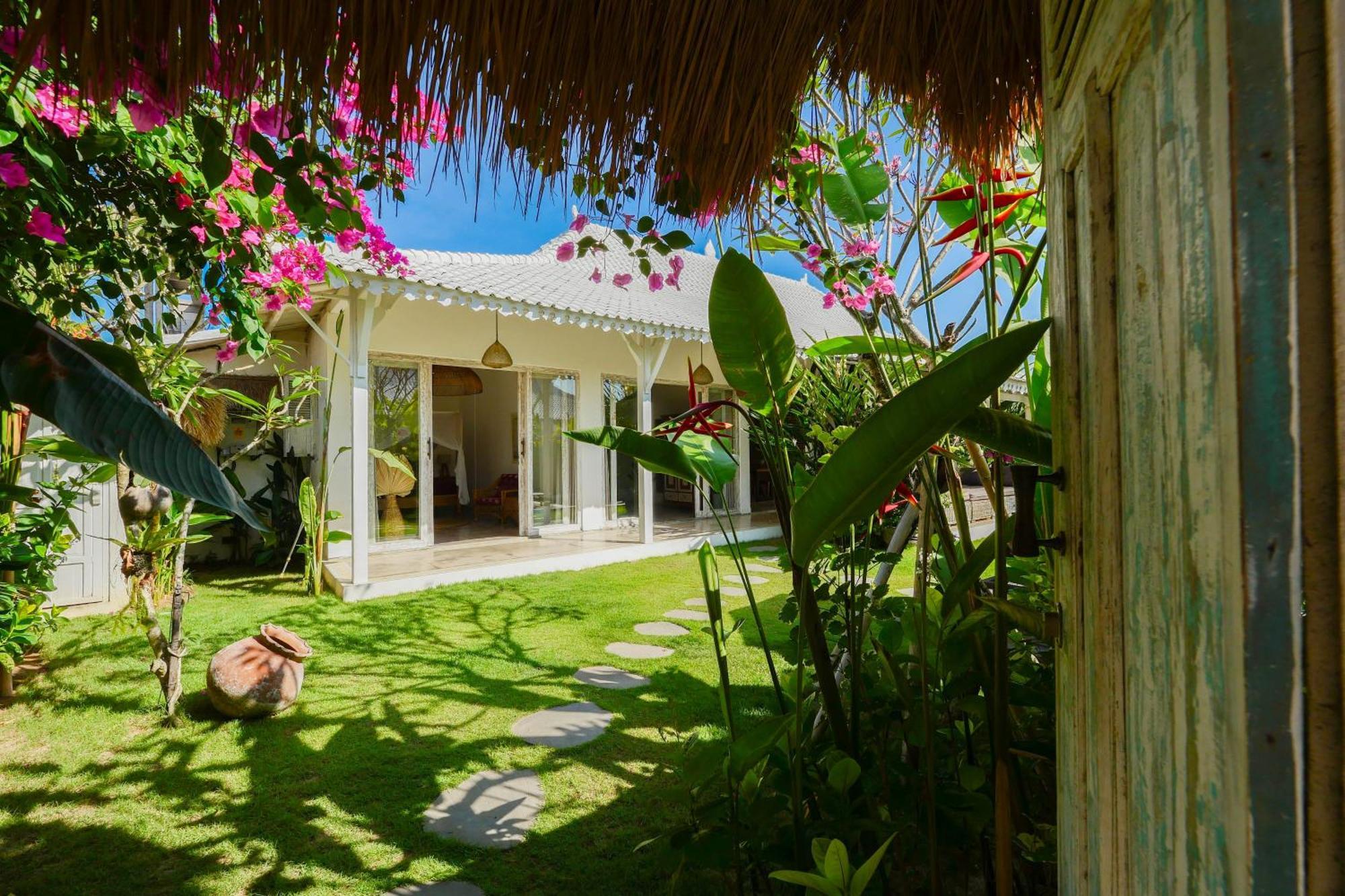 Vicolo Artvillas 울루와뚜 외부 사진
