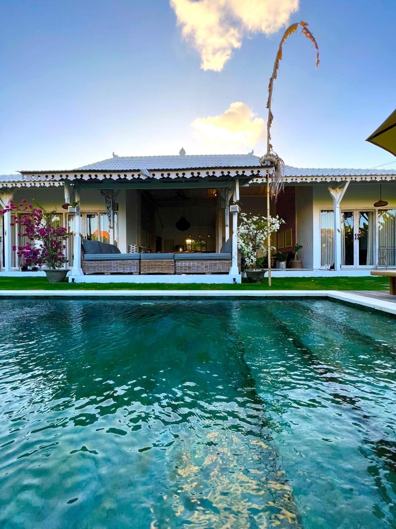 Vicolo Artvillas 울루와뚜 외부 사진
